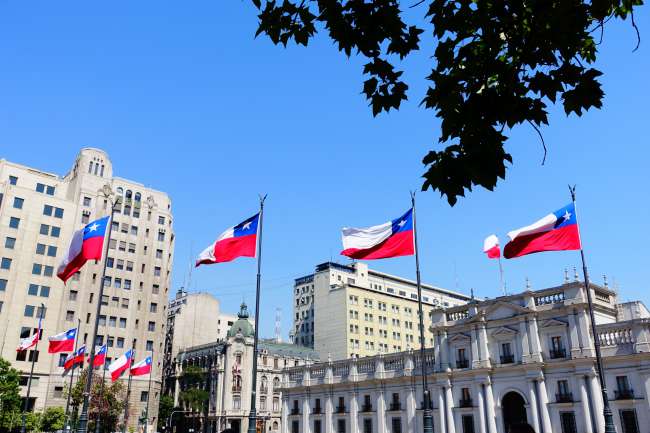 die Chilenen lieben ihre Flagge