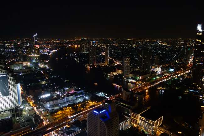 Blick auf Bangkok von der Skybar
