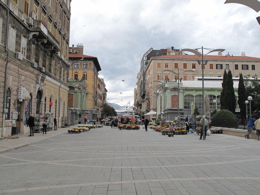 Rijeka Markt, alt & neu